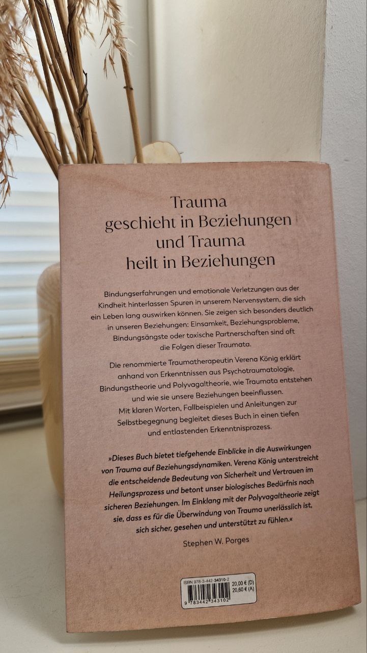 Verena_König_Buchrücken